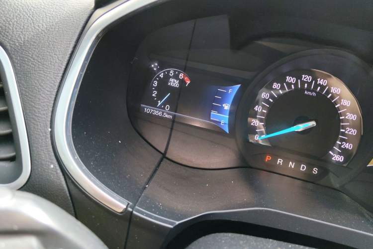 Used Ford Edge 2015 2.0T GTDi 4x4 High-Grade Model
