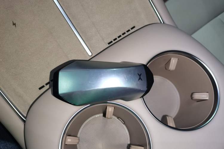 Used XPeng X9 2025 740 Ultra-Long Range Max