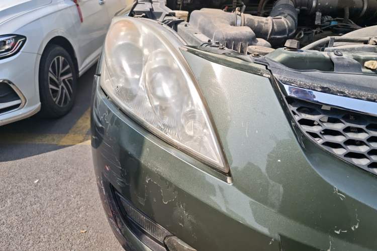 Used Haval H5 Classic 2010 European-style 2.0L Two-Wheel-Drive Luxury Model
