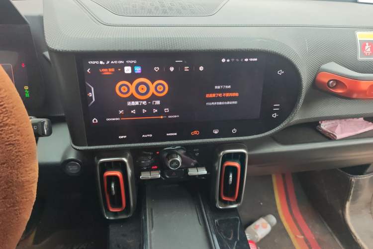 Used Haval DARGO 2021 1.5T DCT Two-Wheel Drive Border Collie Edition Audio And AC Panel