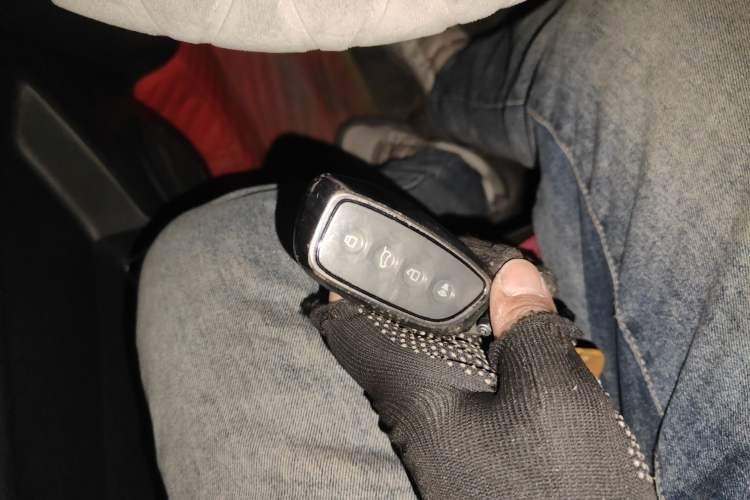 Used Suzuki SX4 2016 1.6L Manual Classic Edition Vehicle Key