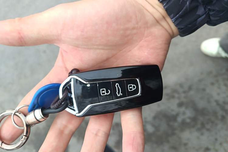 Used Volkswagen Touareg 2022 3.0 TSI Prestige Edition Classic Sport Package Vehicle Key