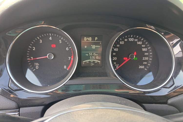 Used Volkswagen Sagitar 2015 1.6L Automatic Comfort Model
