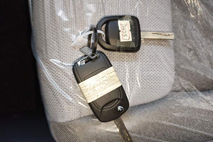 Used Wuling Zhiguang New Energy 2025 Model 305km Ambitious Edition