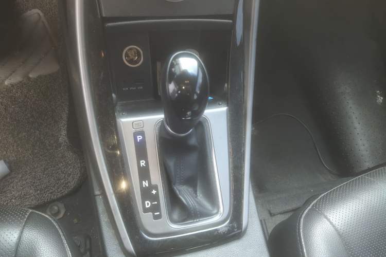 Used Hyundai Elantra (5th Generation / Langdong) 2015 1.6L Automatic Luxury Model