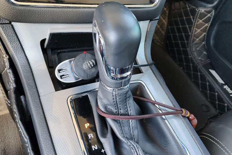 Used Roewe RX5 2020 20T Automatic 4G Connected Million Edition
