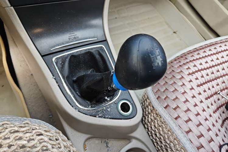 Used Dongfeng Aeolus S30 2013 1.5L Manual Zunya Model