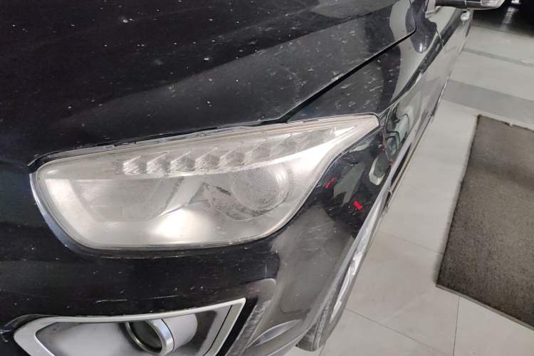Used Bestune X80 2013 2.0L automatic comfort version

