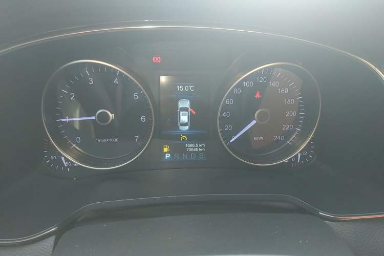 Used Hongqi H7 2018 2.0T Elite Edition
