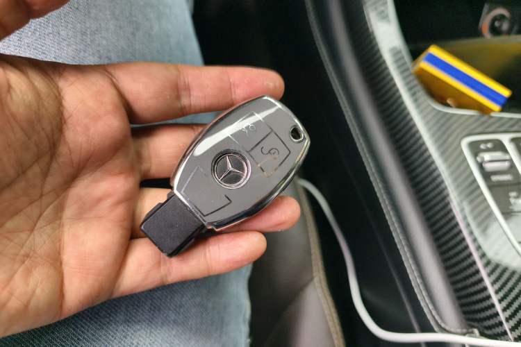 Used Mercedes-Benz GLC 2018 Facelifted GLC 260 4MATIC Dynamic Edition Vehicle Key