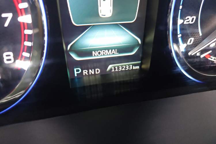 Used CHANGAN CS95 2017 2.0T Two-Wheel Drive Zhitu Edition
