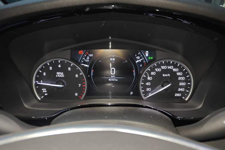 Used Cadillac XT5 2018 25T Luxury Model
