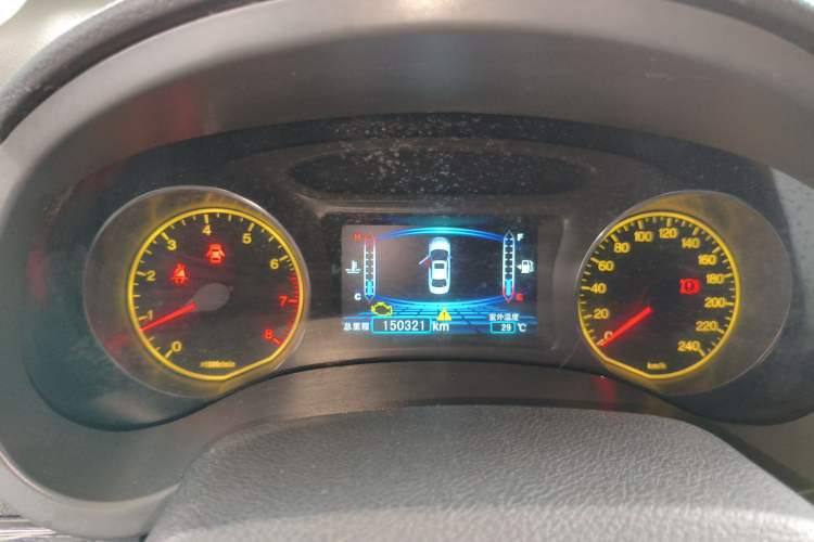 Used BYD Surui 2015 Revised Version 1.5L Manual Luxury Edition