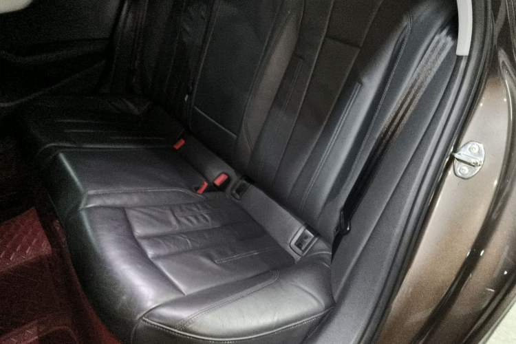 Used Audi A4L 2019 40 TFSI Fashion Edition China VI Emission Standard