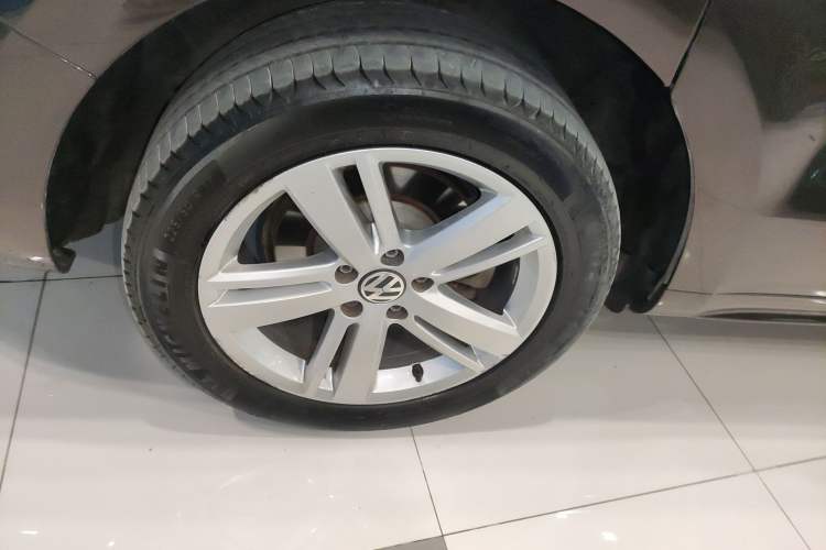 Used Volkswagen Sharan 2016 380TSI Comfort Edition 7-Seater
