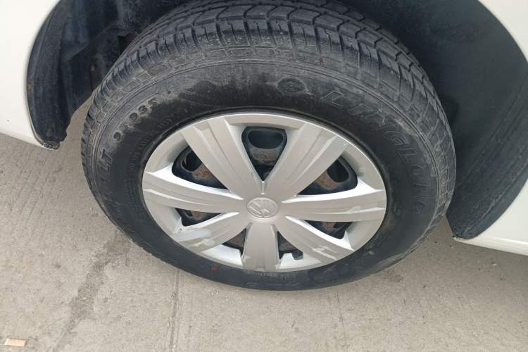 Used Volkswagen Jetta 2015 1.6L Manual Fashion Edition