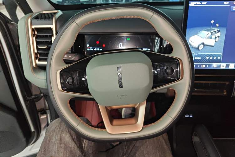 Used iCAR 03 2024 401km Two-Wheel Drive Standard Advanced Version
