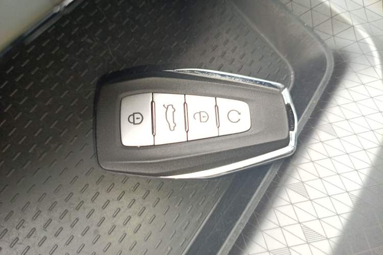 Used Geely Auto Preface 2023 1.5TD Kunlun Edition Vehicle Key