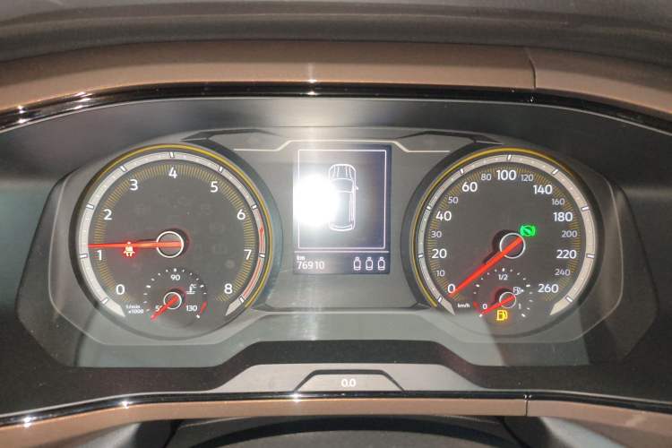 Used Volkswagen Tharu 2020 280TSI Two-Wheel Drive Luxury Edition China VI Standard
