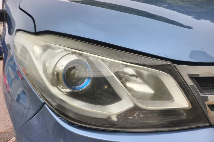 Used SAIC MAXUS G10 2016 2.0T Automatic Elite Edition
