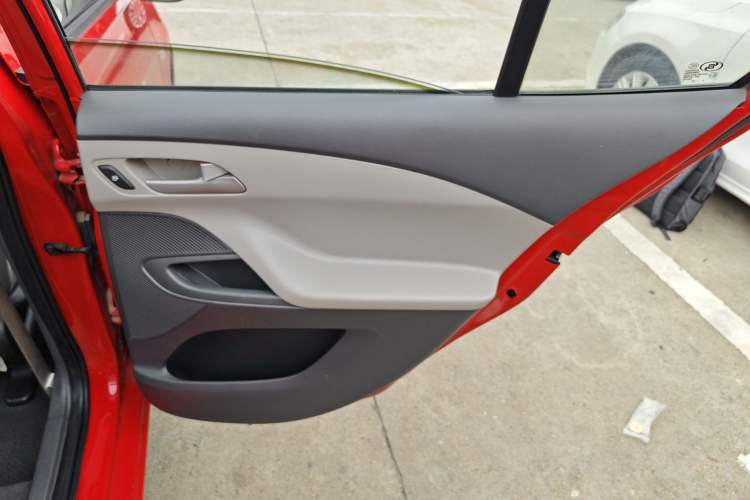 Used Chevrolet Sail 2015 Sail 3 1.5L Manual with Ideal Sunroof Edition