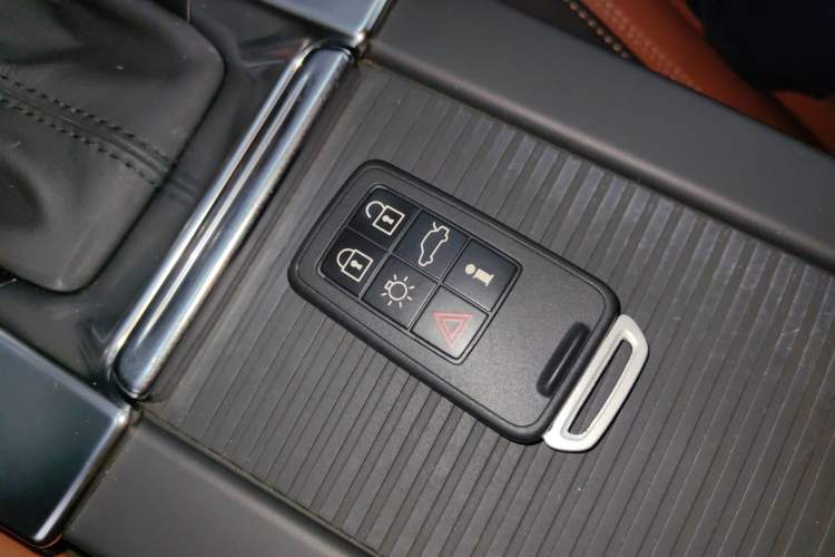 Used Volvo V60 2014 T5 Zhiya Edition