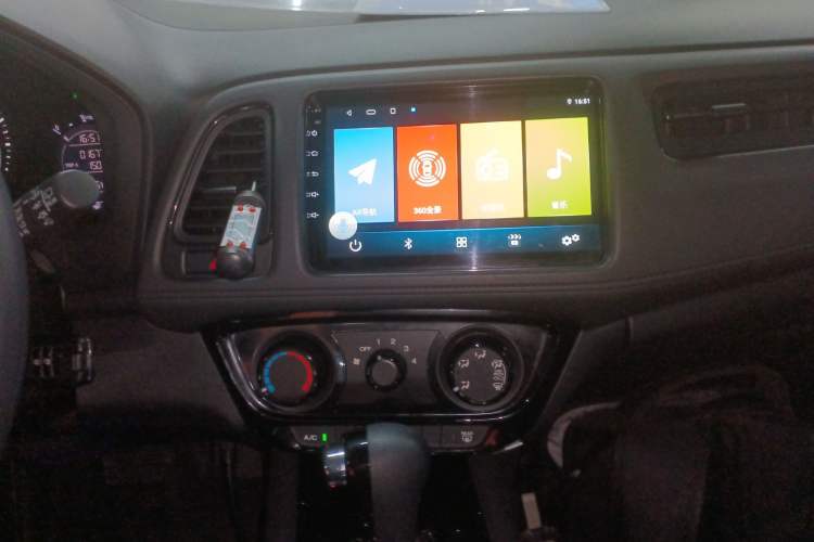 Used Honda Vezel 2020 1.5L CVT Pioneer Edition
