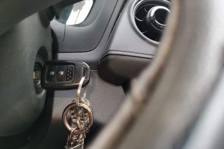 Used Honda XR-V 2015 1.8L EXi CVT Comfort Version