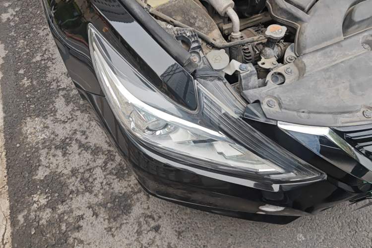 Used Nissan Teana 2016 2.0L XE Fashion Edition Right Front Headlight