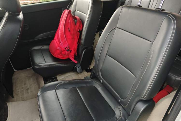 Used CHANGAN KAICHENG Ounuo S 2019 1.5L Ouno S Comfort Edition China VI Standard JL473QG Left Rear Seat