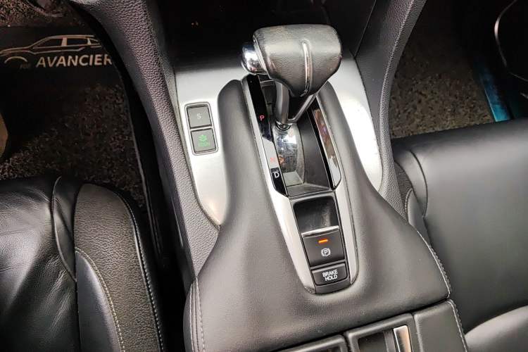 Used Honda Avancier 2017 240TURBO Two-Wheel Drive Premium Edition
