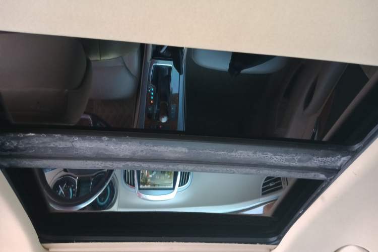 Used Buick LaCrosse 2012 2.4L SIDI Comfort Edition Headliner