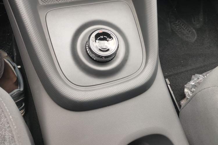 Used Wuling Hongguang New Energy 2025 Extended-Range Hybrid 50 km Utility Version