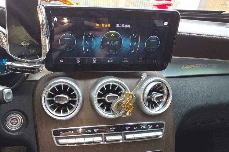 Used Mercedes-Benz GLC 2022 GLC 260 L 4MATIC Luxury Model Audio And AC Panel