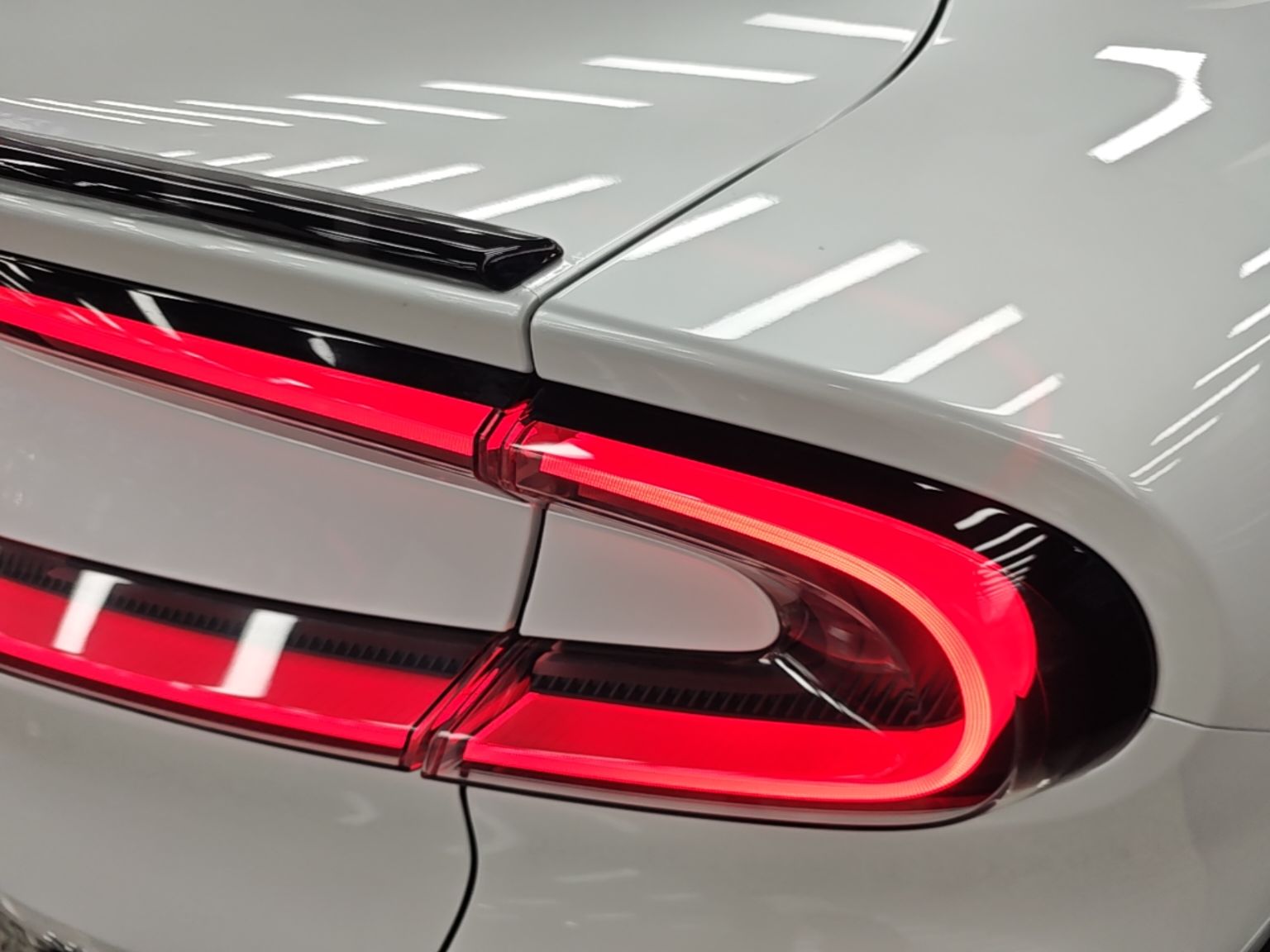 Xiaomi Auto YU7 2025 Ultra-Long Range High-Performance All-Wheel-Drive Max Edition — снимка 9