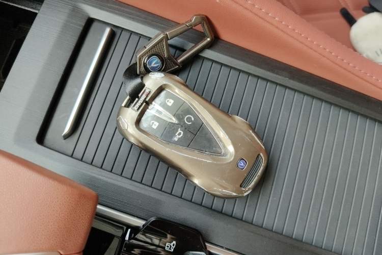 Used CHANGAN CS75 PLUS 2023 3rd Generation 1.5T Automatic Pilot Model Vehicle Key