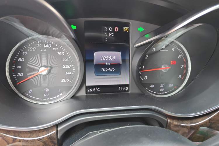 Used Mercedes-Benz Vito 2018 2.0T Business Version China VI Emission Standard