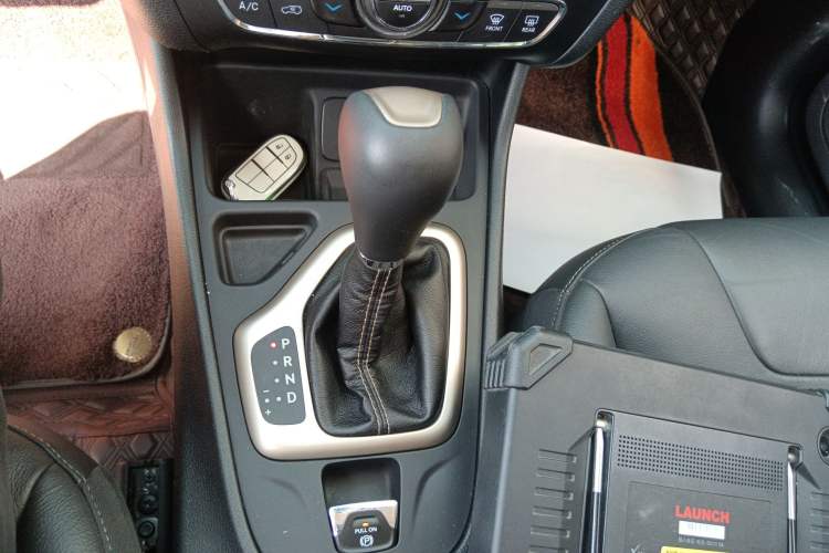 Used Jeep Cherokee 2016 2.0L Superior Edition