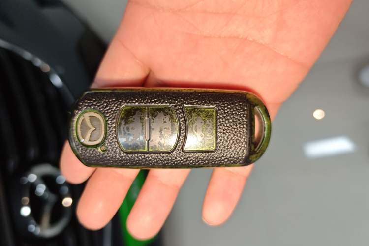 Used Mazda CX-5 2015 2.0L Automatic Two-Wheel Drive Urban Version