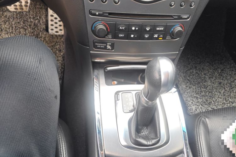 Used Infiniti G Series 2013 G25 Sedan Luxury Sport Edition Gear Lever