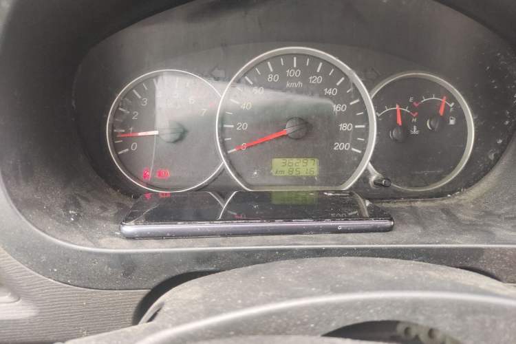 Used Wuling Hongguang 2014 1.5L Standard Version
