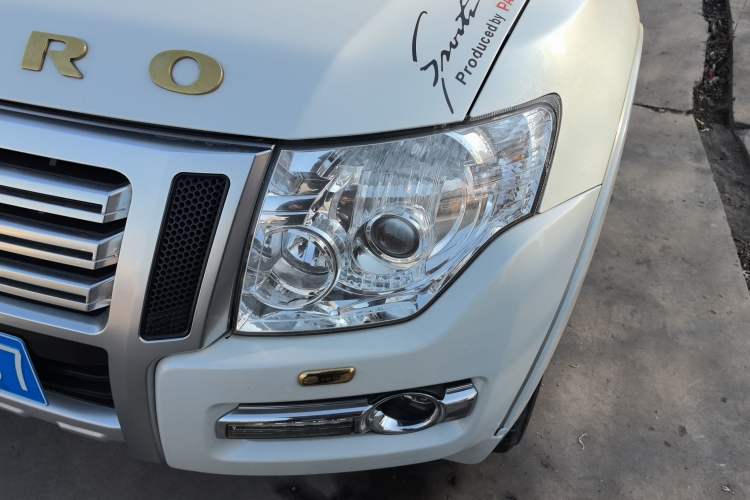 Used Mitsubishi Pajero 2019 3.0L Automatic Prestige Edition
