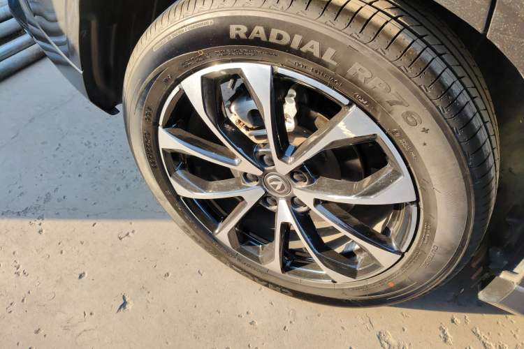 Used Changan UNI-Z New Energy 2024 Blue Whale Smart Electric iDD 125km Excellence Model
