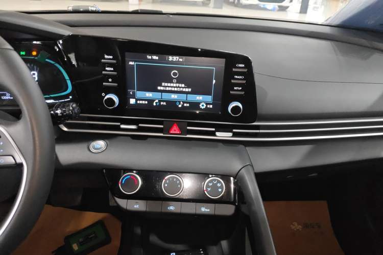 Used Hyundai Elantra 2023 1.5L CVT GLX Elite Edition Audio And AC Panel