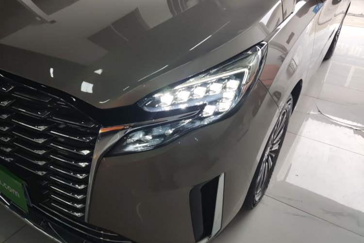 Used Buick GL8 2023 ES Lu Zun Luxury Model
