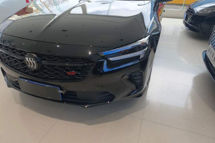 Used Buick Regal 2025 Model 25T Ultra-Enjoyment Edition
