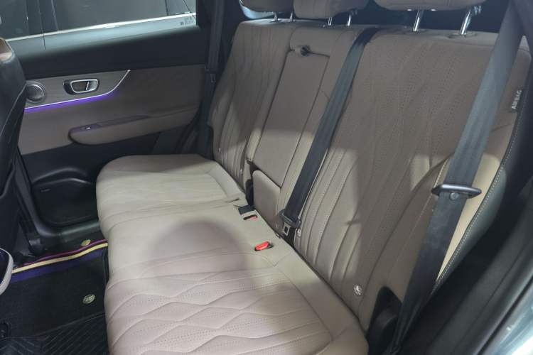 Used Chery Fengyun T8 2025 1.5T 130km Deluxe Version 5 Seats