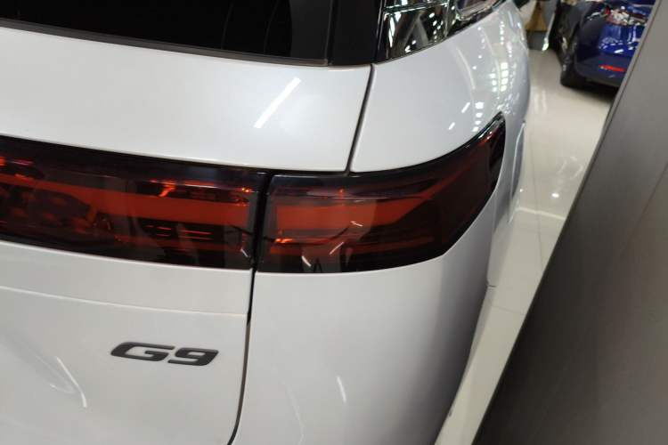 Used XPeng G9 2025 625 Long-Range Max Exterior 3