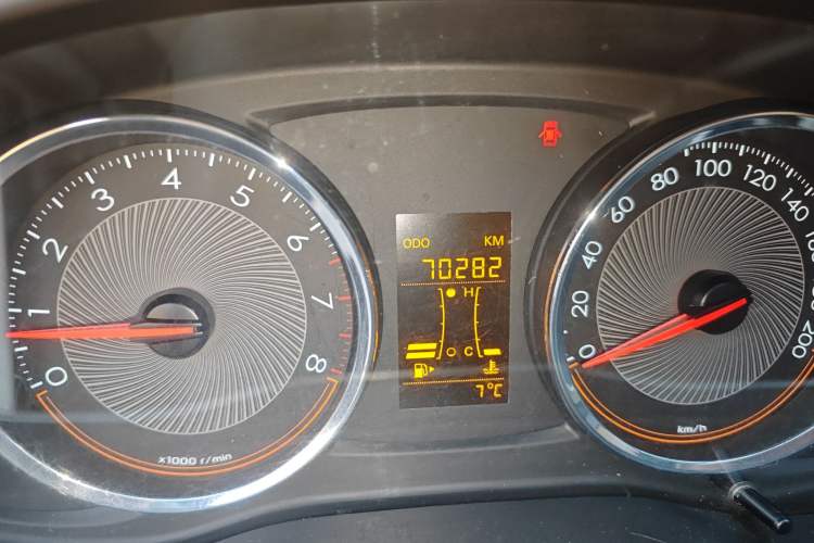 Used Chevrolet Sail 2016 Sail 3 1.3L Manual Comfort Sunroof Edition
