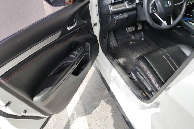 Used Honda Civic 2019 220TURBO CVT Dynamic Edition China VI Emission Standard Driver Seat